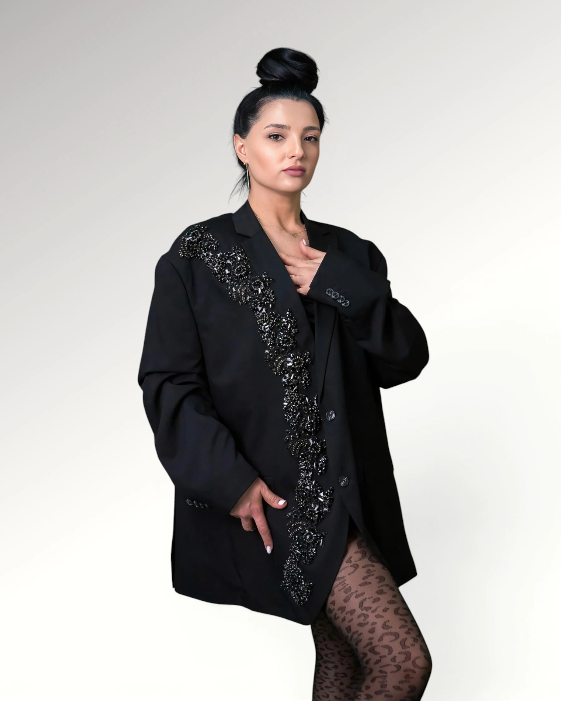 BLACK LOTUS BLAZER | BLACK
