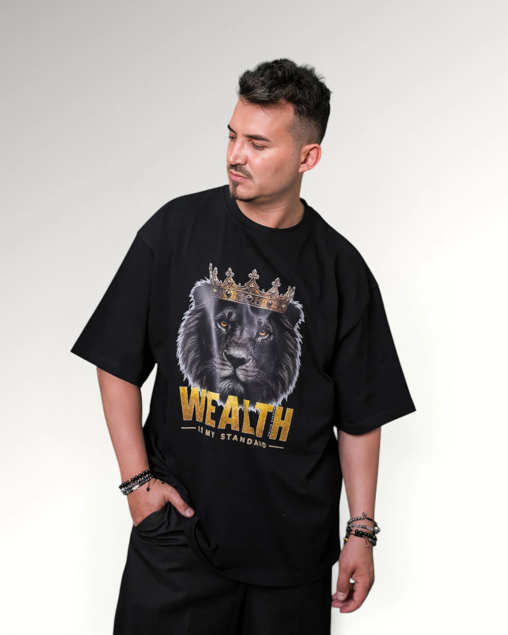 WEALTHY LION T-SHIRT | BLACK
