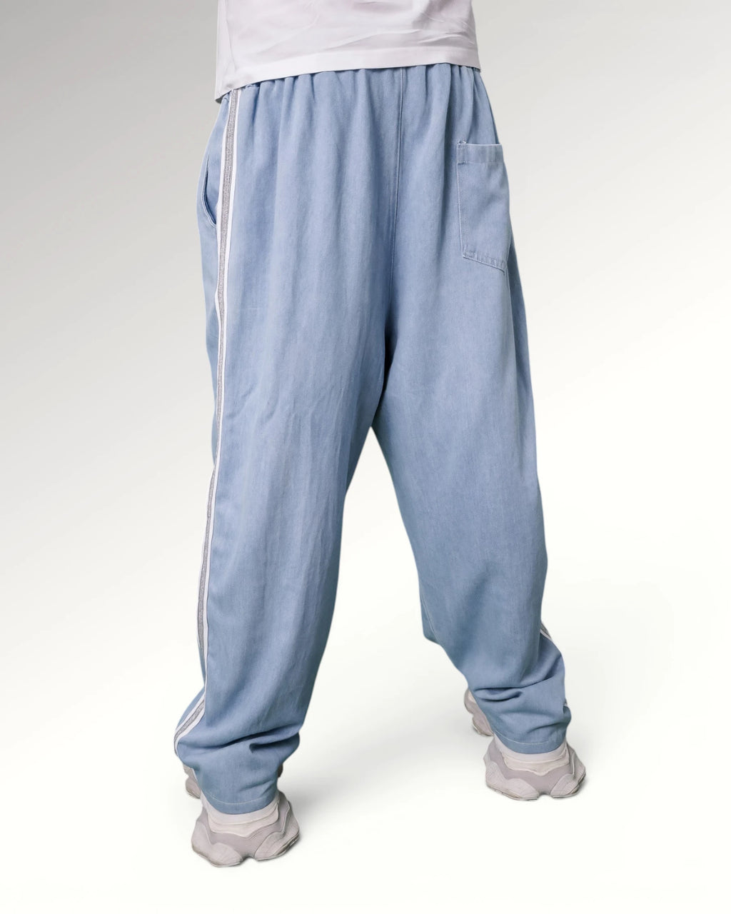WIDE FIT JOGGERS | LIGHT BLUE