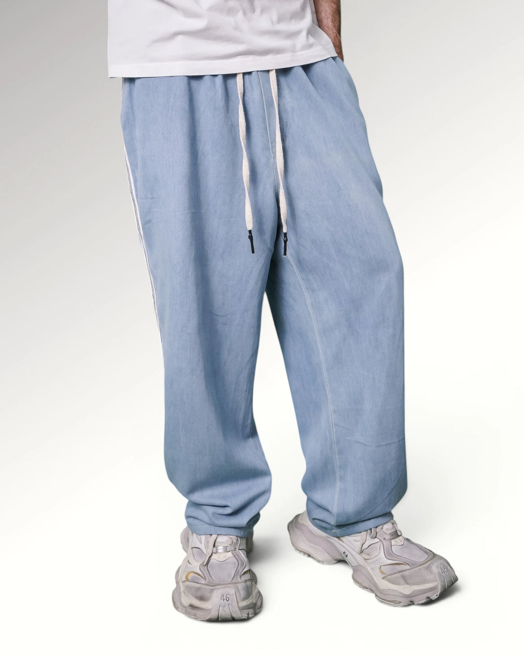 WIDE FIT JOGGERS | LIGHT BLUE
