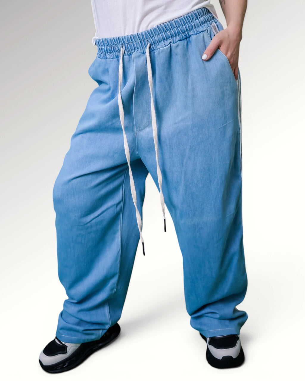 WIDE FIT JOGGERS | LIGHT BLUE